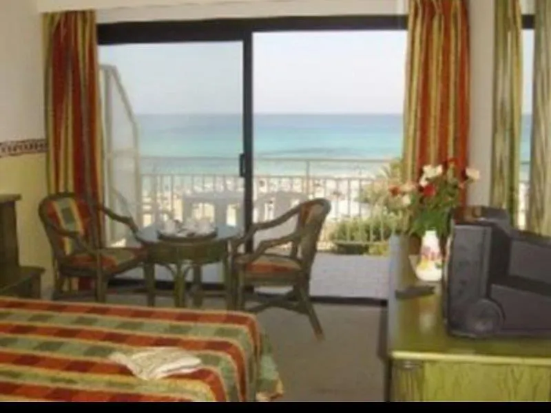 Hotel Hotetur Lago Playa contacts